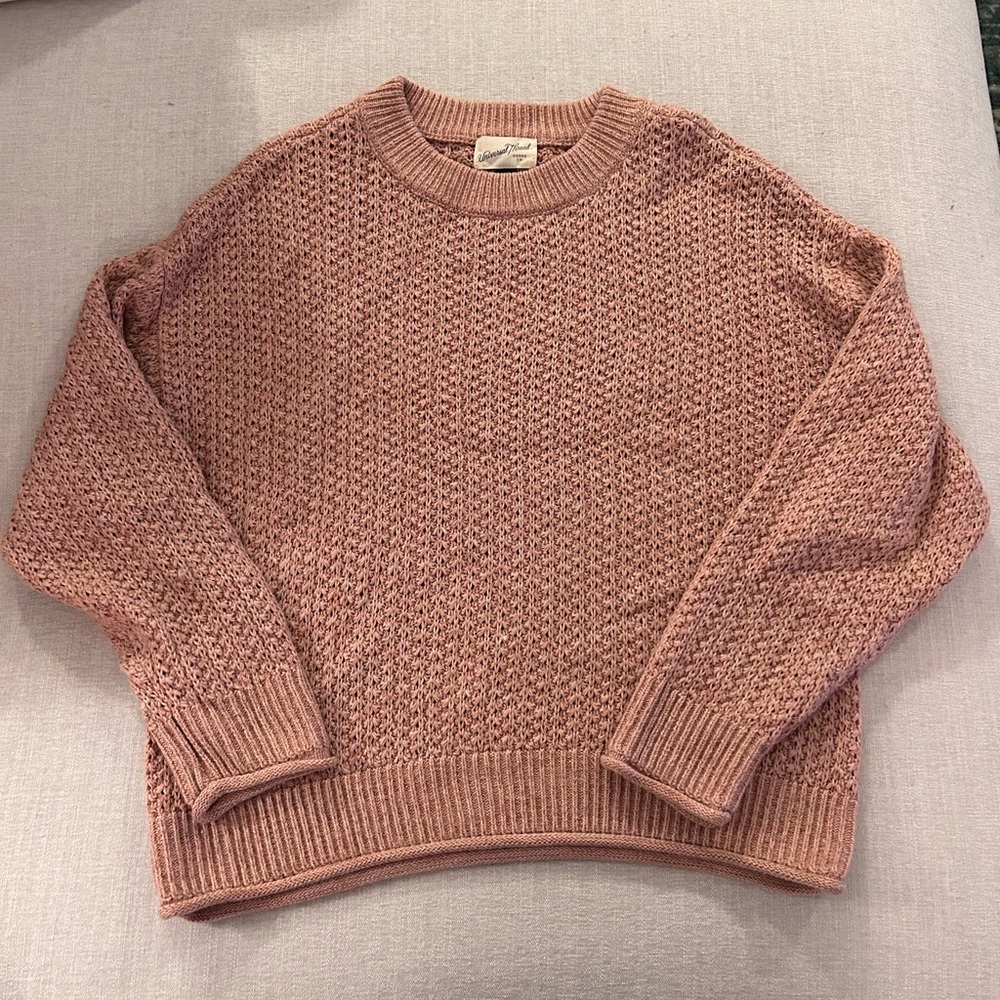 Universal Thread pink knit sweater, size S.